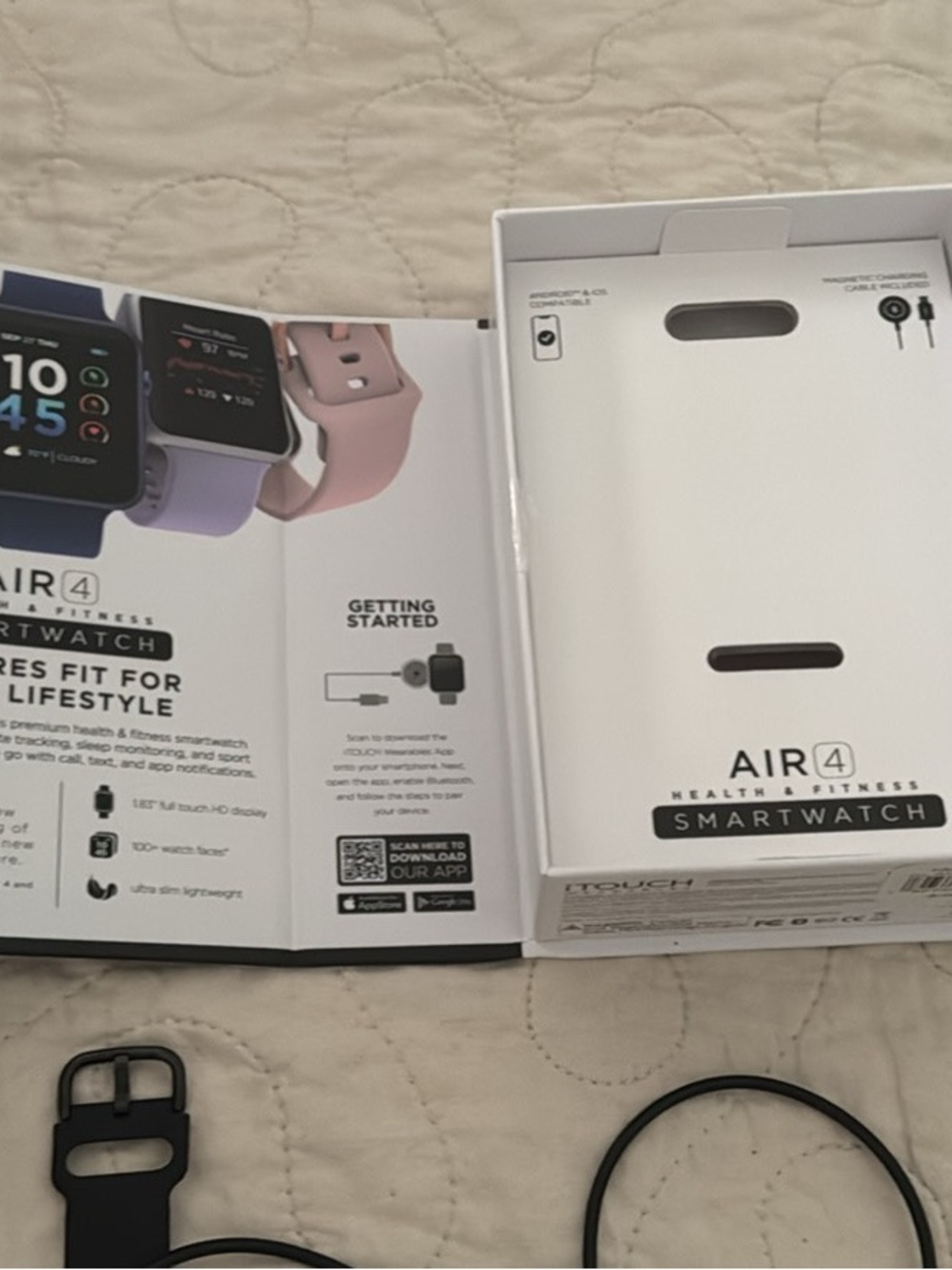 4 Smartwatch - Black - Health & Fitness